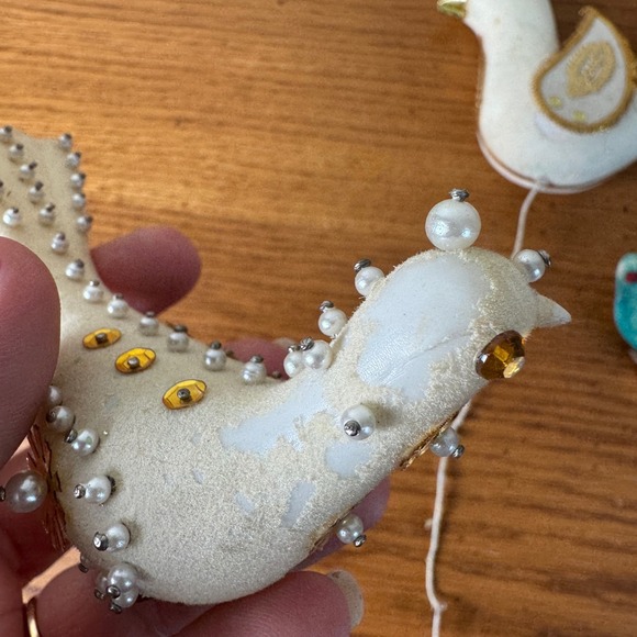 Set‎ of 3 Vintage Flocked Beaded Bird Christmas Ornaments Clip on & Wired - Picture 13 of 13